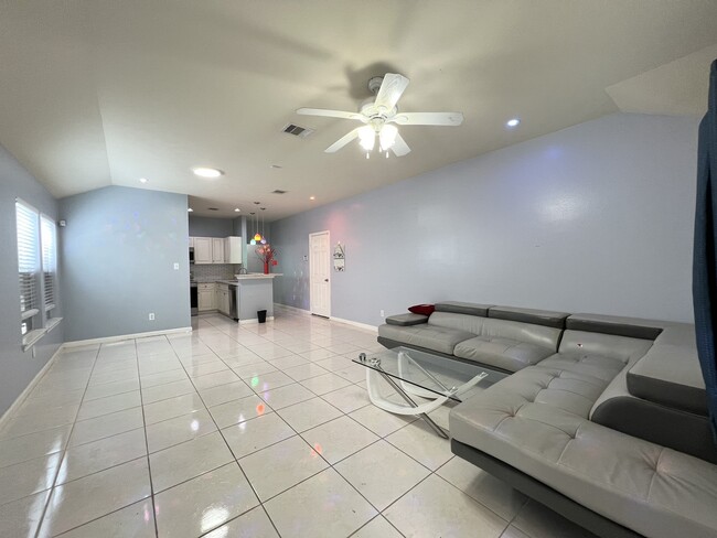 Photo - 12746 Wisteria Park Dr