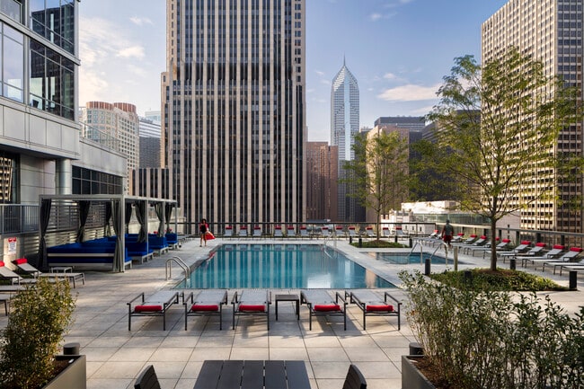 Outdoor Pool Deck - Optima Signature Apartments