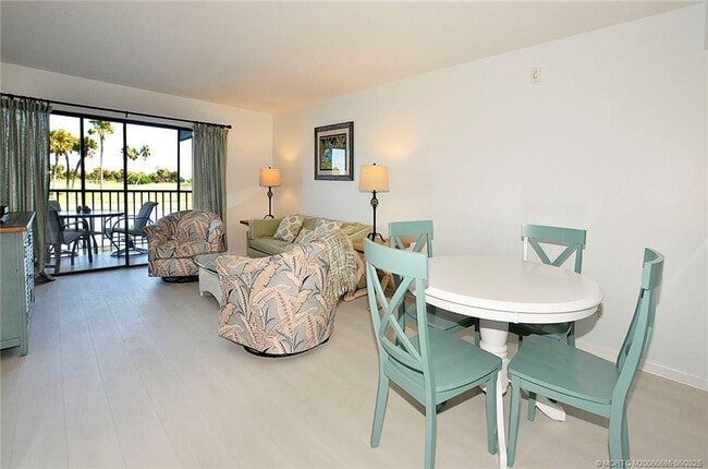 Photo - 40 NE Plantation Rd Condo Unit 116