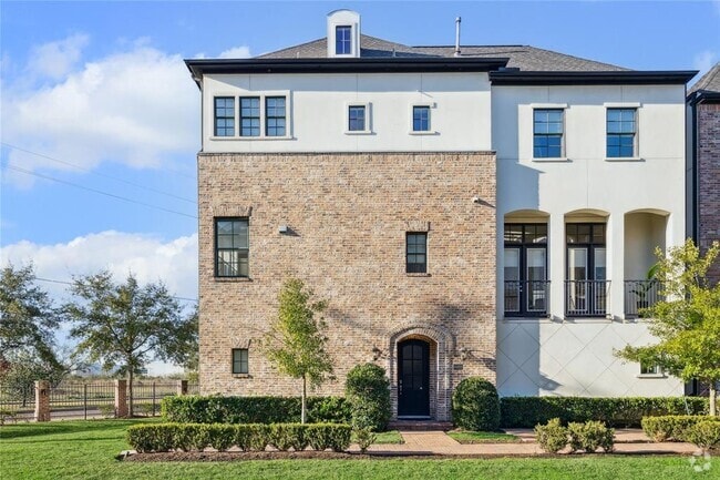 Building Photo - 9455 Fannin St Rental