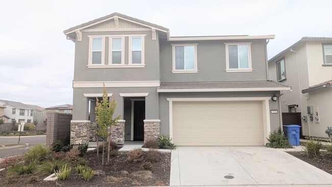 Gorgeous Home in Folsom Ranch - Gorgeous Home in Folsom Ranch