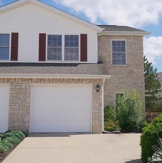Building Photo - 2624 E Olson Dr Rental