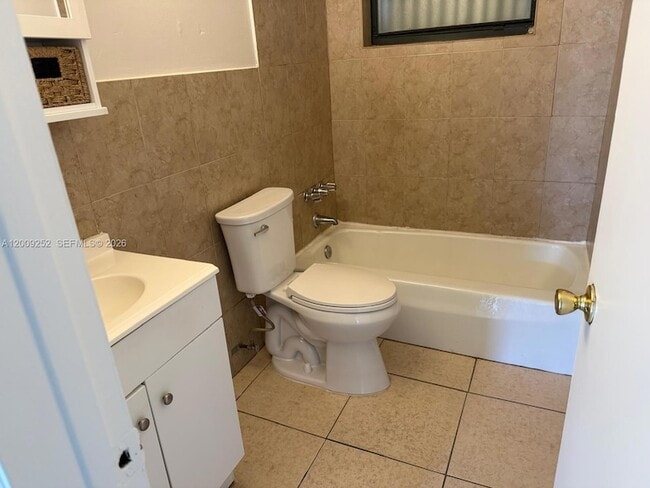 Photo - 728 SW 7th St Unit 1-2