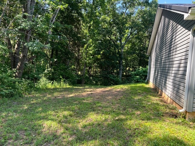 Photo - House on 5 acres 3 beds, 2 baths Unidad 11225 Cumberland Gap Dr