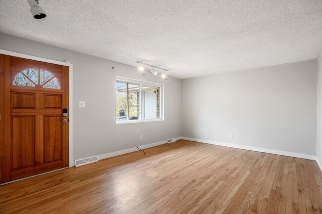 Photo - 1227 Raleigh St