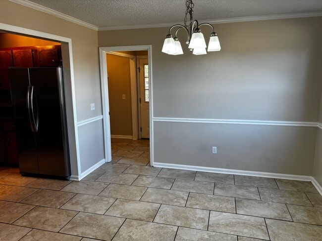 Photo - 15 Patricia Ln