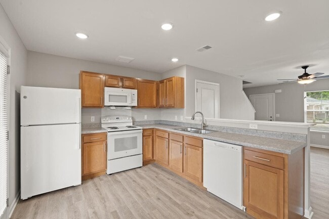 Photo - Foxtail Pointe