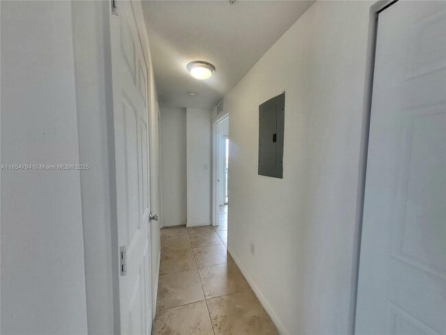 Photo - 435 SW 12th Ave Unit 502