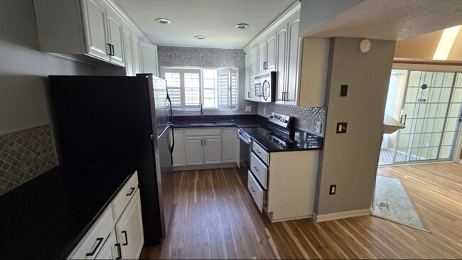 Photo - 109 Prosperity Ave SE Unidad E