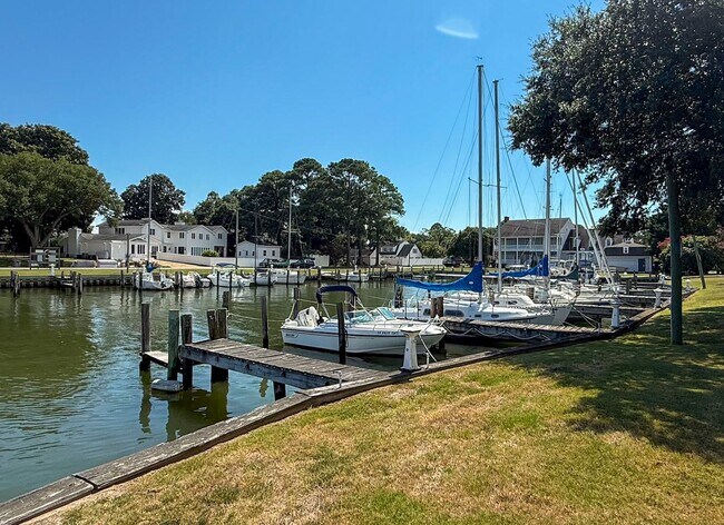 Photo - 3 Bedroom in Hampton Available Now!!