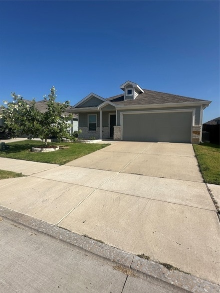 Building Photo - 202 Lemongrass Dr Rental