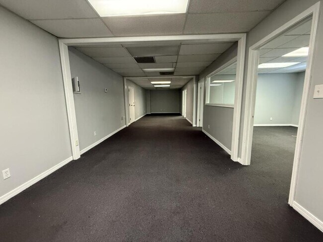 Photo - 4323 Division Street