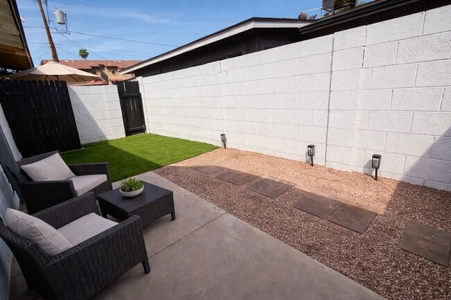 Photo - Beautiful 2 Bed/2 Bath near Old Town Scottsdale!