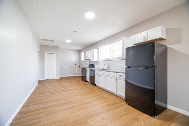 Photo - 2590 Briggs Rd