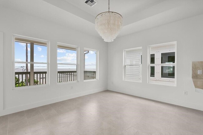 Photo - 510 2nd St