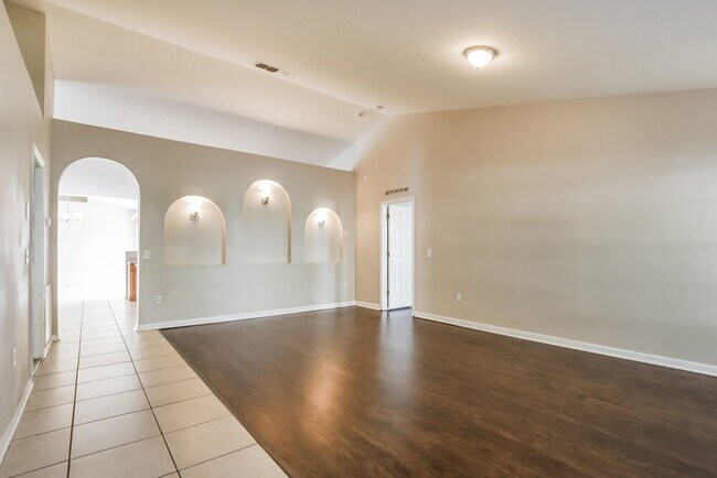 Photo - 2572 Palmetto Ridge Cir