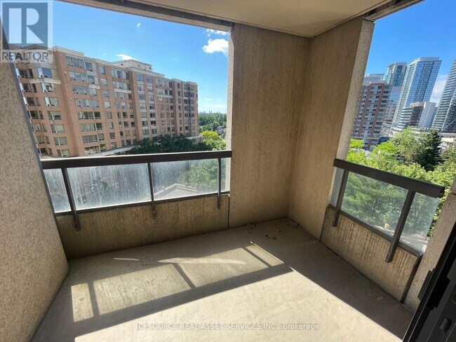 Photo - 15 Northtown Way Unit 725