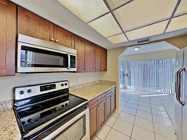 Photo - 2242 NE 62nd St