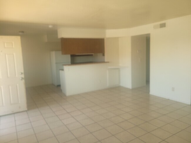 Photo - 4725 Convaire Ave Unidad 4