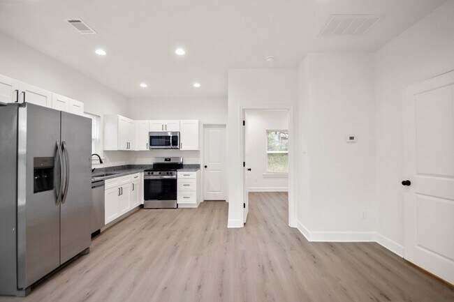 Photo - 212 S Park St Unit A