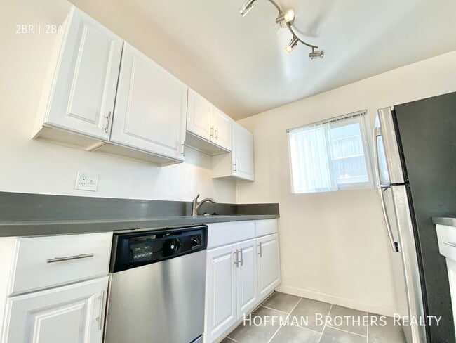 Photo - 1808 N Harvard Blvd Unit 19