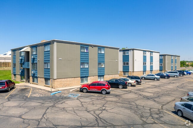 Pines at Southmoor Apartments