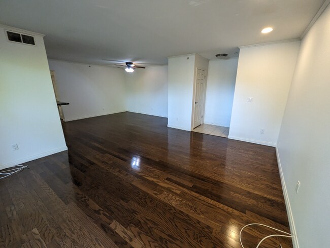 Photo - 1135 Allen Ave