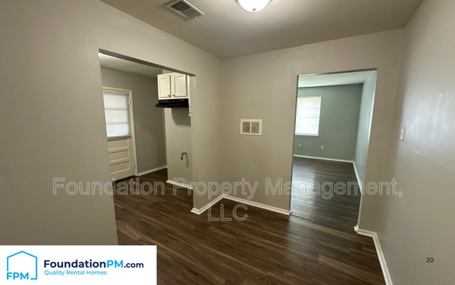 Photo - 1056 Hudson St