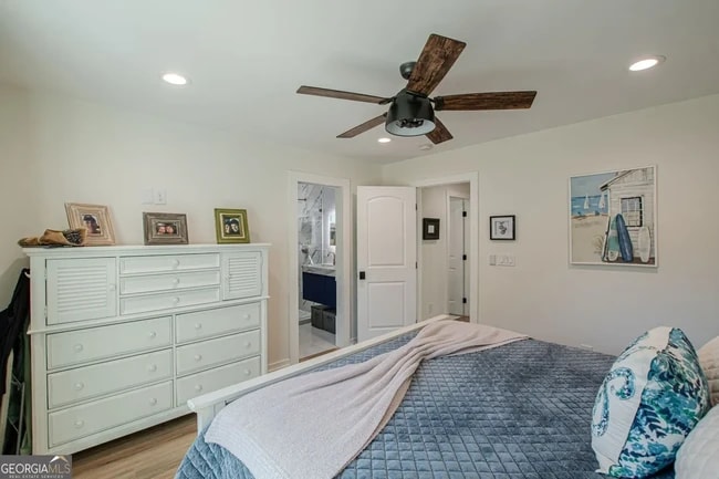 Photo - 2657 Blount St