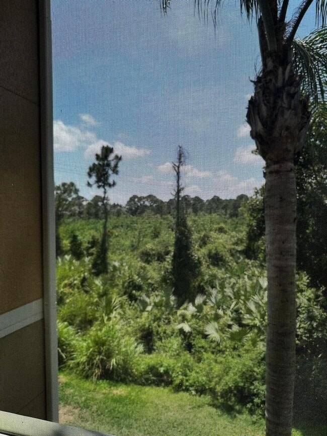 Photo - 3615 NW Adriatic Ln Unit 204