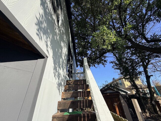 Photo - 3512 Castor St