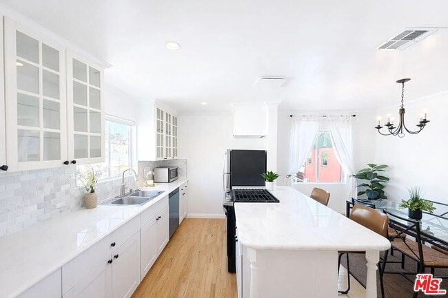 Photo - 1033 20th St Unidad U