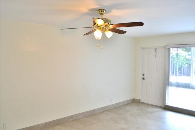 Photo - 4209 NE 21st Ave