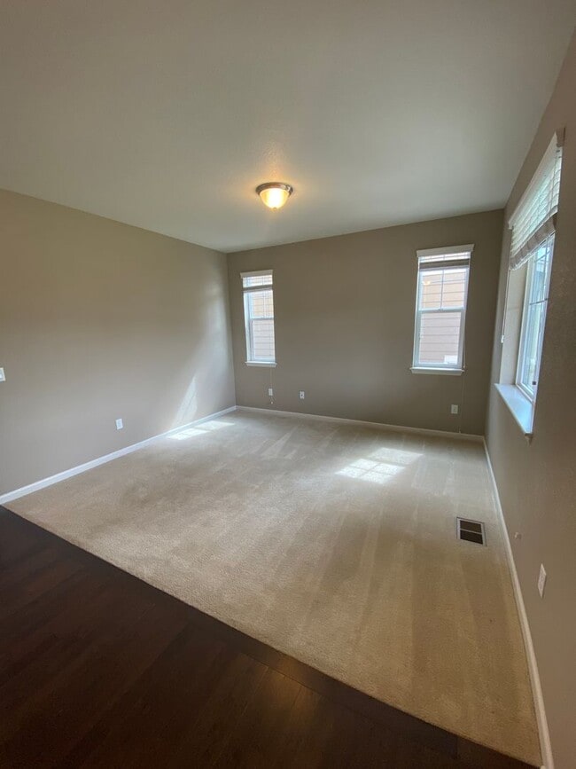 Photo - Lovely 4 Bedroom/3 Bathroom Erie Home - Available June!!