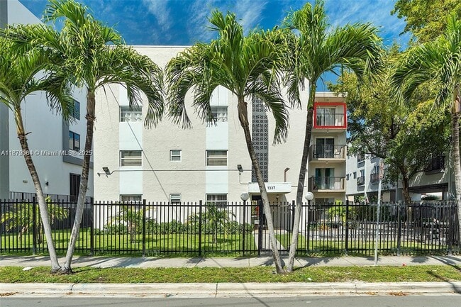 Photo - 1337 NW 1st St Unit 13