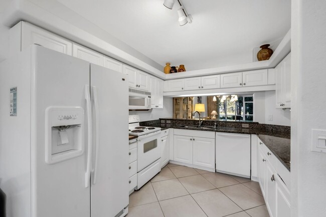 Photo - Great Condo in Desirable Westgate at Imper...