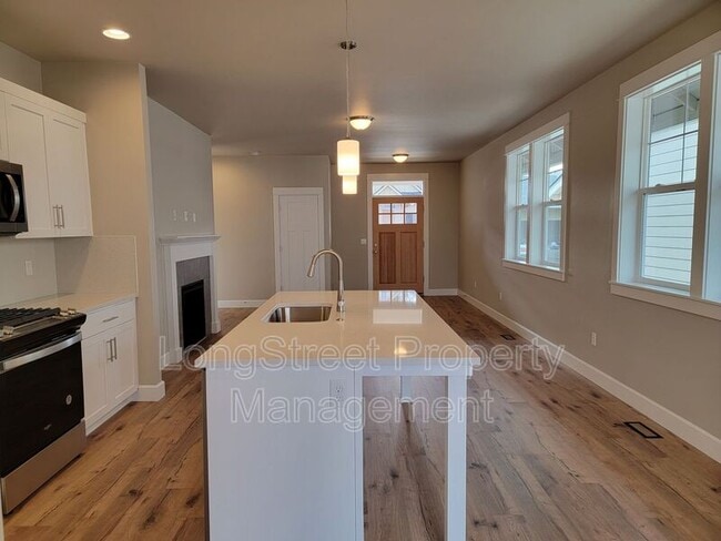 Photo - 5221 SW Hudson Ave