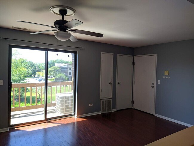 Photo - 2260 Abbeywood Dr Unit F