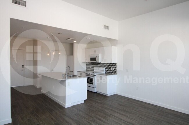 Photo - 1130 N 2nd St Unit 212