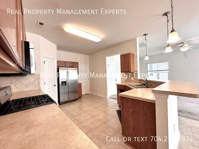 Photo - 6524 Portland Rose Ln