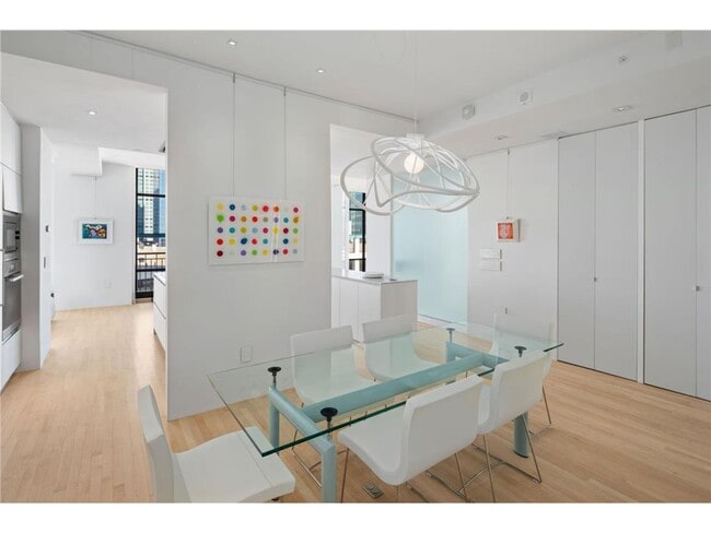 Photo - 201 S 11th St Unit 830