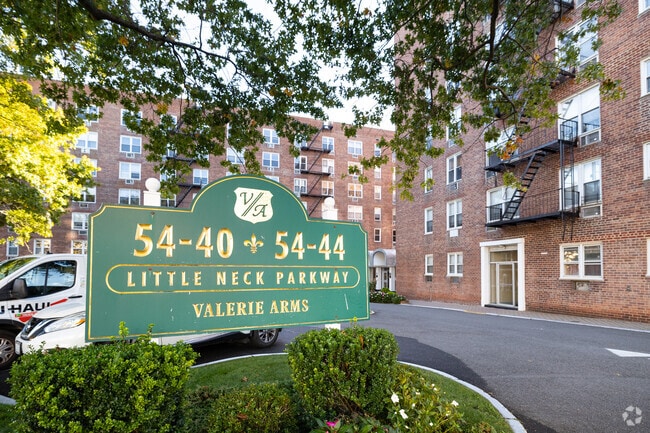 Photo - Valerie Arms Apartment