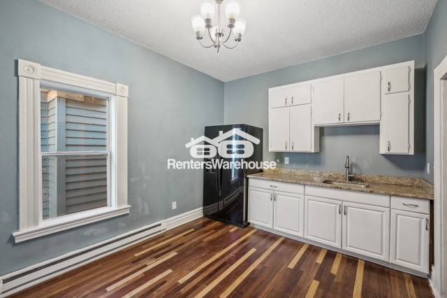 Photo - 715 Sims Ave