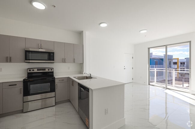 2BR, 2BA - The Ecco 2 - Kitchen