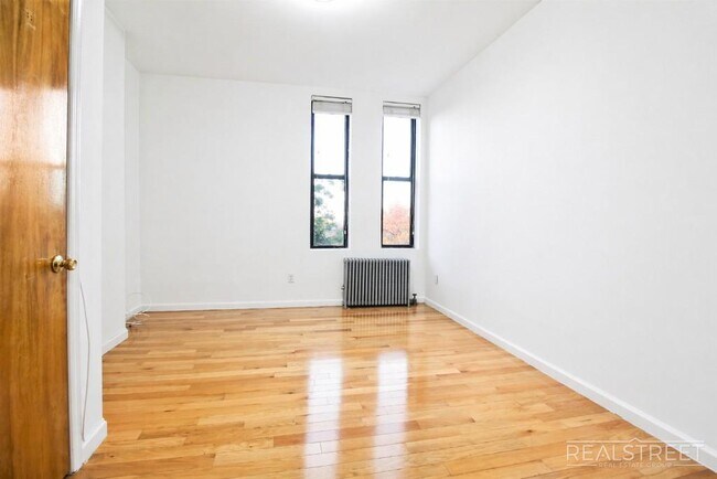 Photo - Newly Renovated Spacious 2BR in Heart of Park Slope Unit 1
