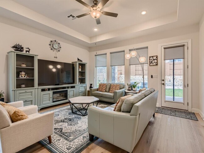 Photo - 19404 Fernando Trl