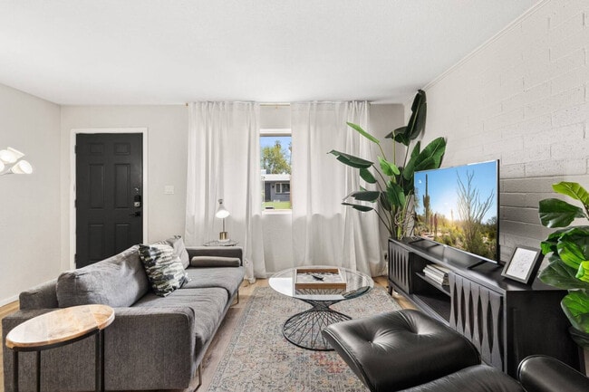 Building Photo - 3307 N 66th Pl Unit ID1245916P Rental
