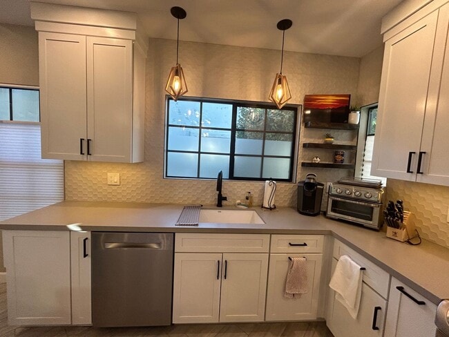 Photo - 2 Bedroom 2 Bathroom Alta Mirada Townhome