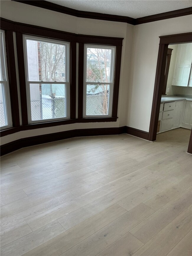 Photo - 414 Walnut St