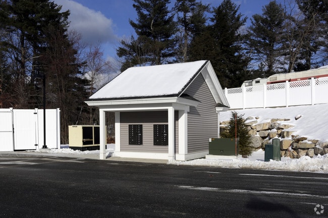 Utility Shed - Hidden Pond Apartments